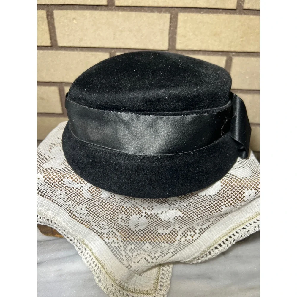 Vintage Sigma Black Wool Felt Pillbox Hat Satin Ribbon Bow Made in France